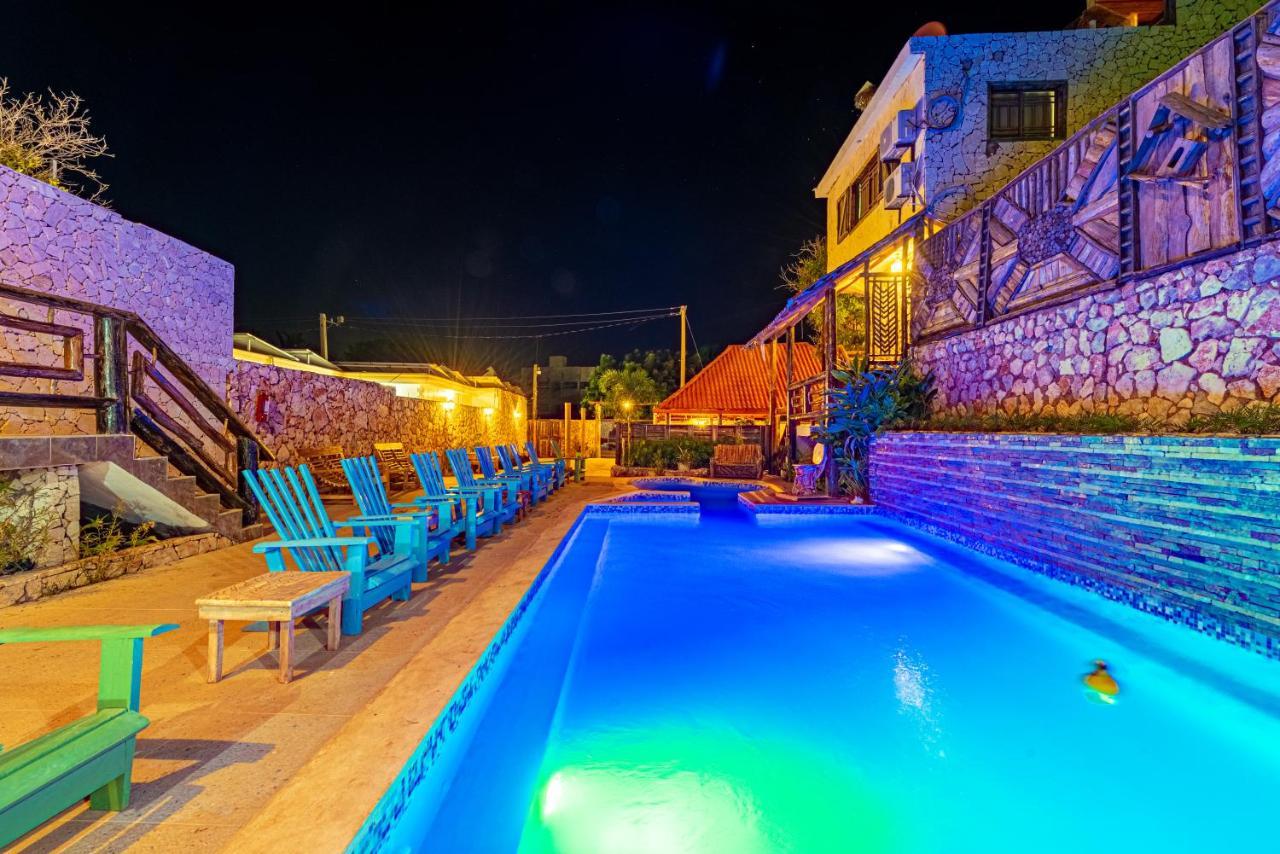 Vista De Aguilas Ecolodge Pedernales Exterior photo
