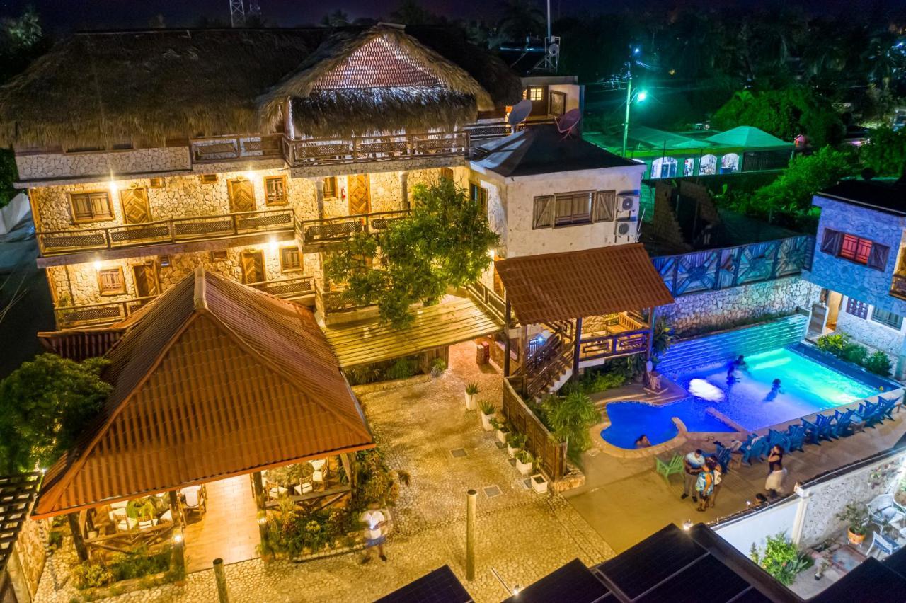 Vista De Aguilas Ecolodge Pedernales Exterior photo